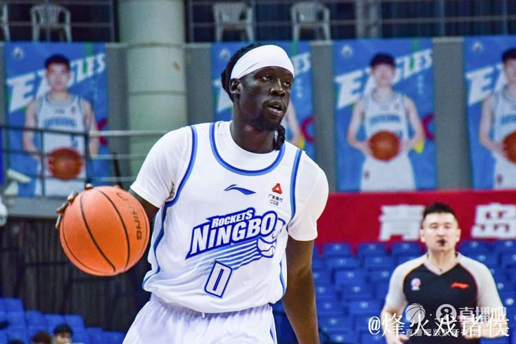 垃圾时间也没上！北京重签奥莫特引热议 南苏丹队长沦为“吉祥物”